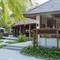 Фото отеля Meeru Island Resort 4* 11