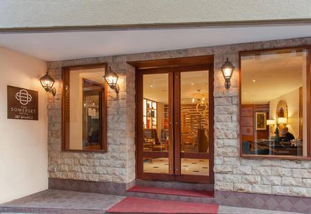 Фото отеля The Somerset Hotel 4*