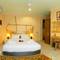 Фото отеля Hanifaru Stay  14