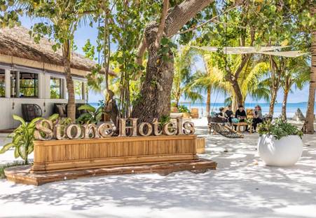 Фото отеля Stone Hotels Dhiffushi 4*