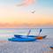 Фото отеля The Maverick Surf & Dive Lodge  5