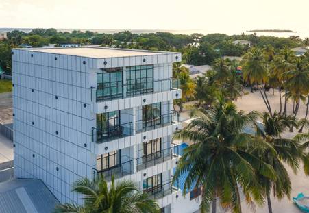 Фото отеля Wings by Hawks Hotels Kamadhoo Baa Atoll 3*