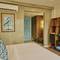 Фото отеля Beach Hotel Dhigurah  12